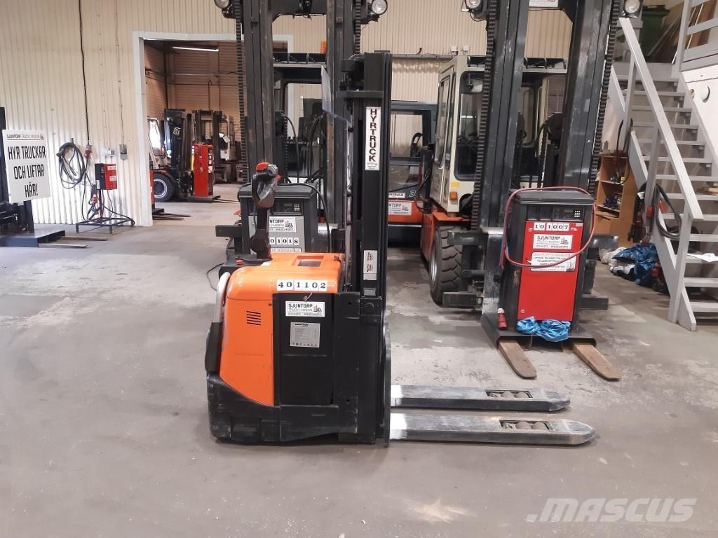 BT SPE125L Elektromos gyalogkíséretű targoncák