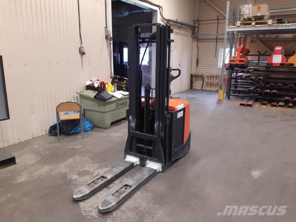 BT SPE125L Elektromos gyalogkíséretű targoncák