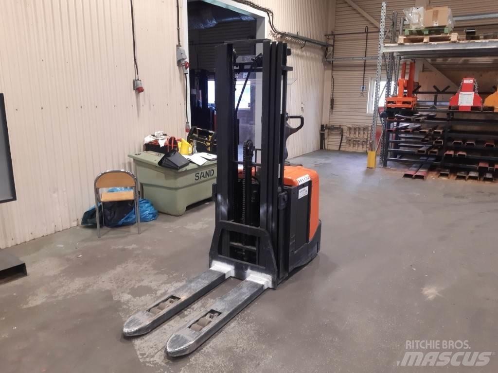 BT SPE125L Gyalogkíséretű targonca