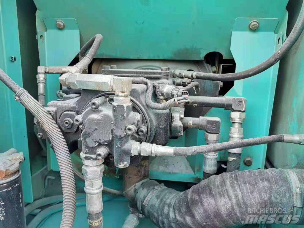 Kobelco SK 140/ Lánctalpas kotrók