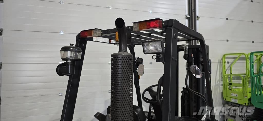 Doosan D 30 GP Dízel targoncák