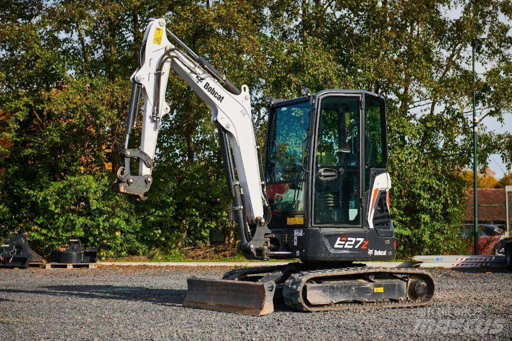Bobcat E 27 Z Mini kotrók < 7t