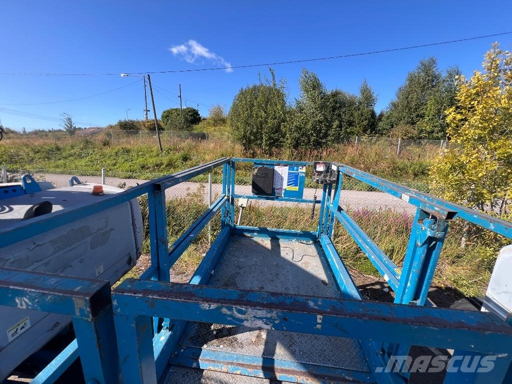 Genie GS 3268 RT Ollós emelők