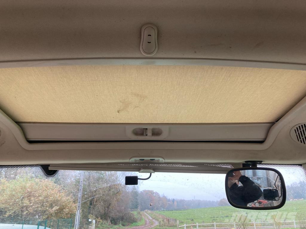 John Deere 6145R Traktorok