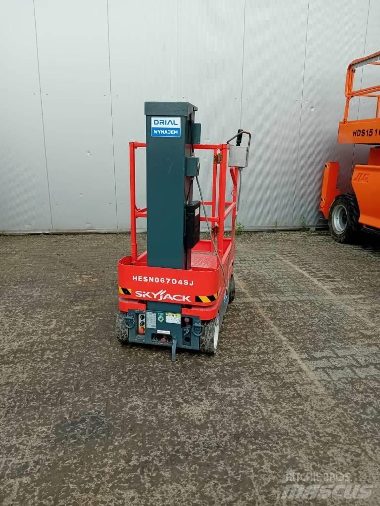 SkyJack SJ 16 Személyemelők
