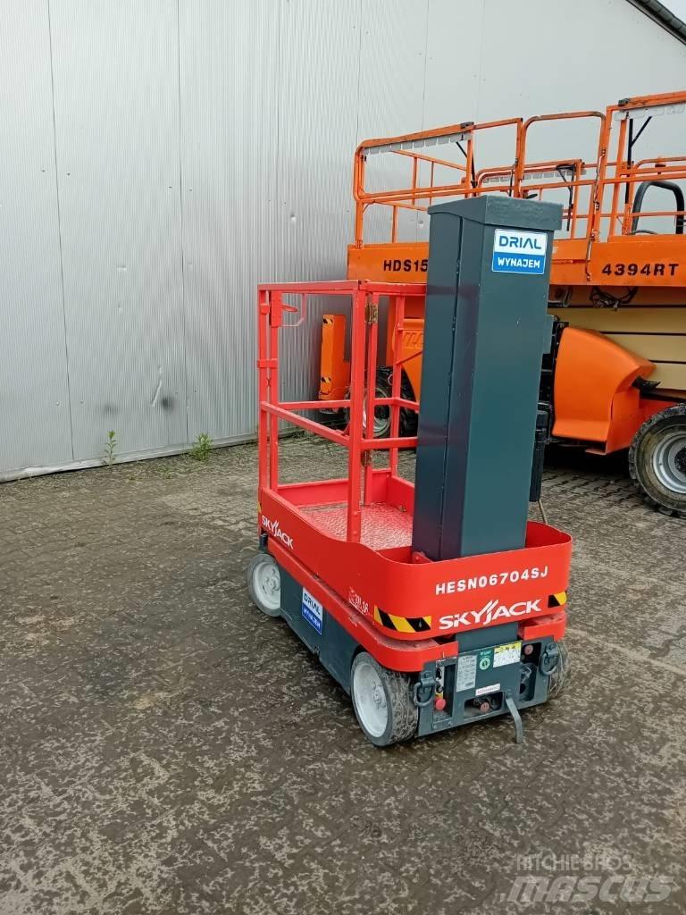 SkyJack SJ 16 Személyemelők