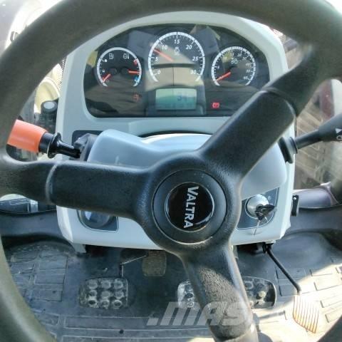 Valtra N 174 Traktorok