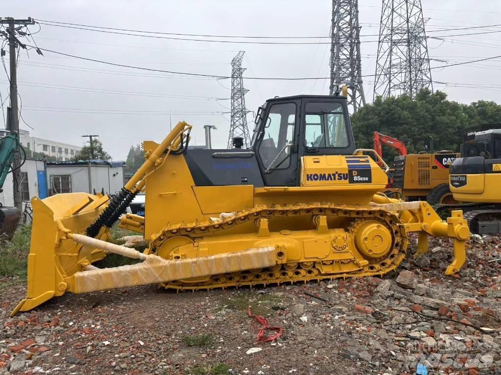 Komatsu D 85 E-12 lánctalpas dózerek