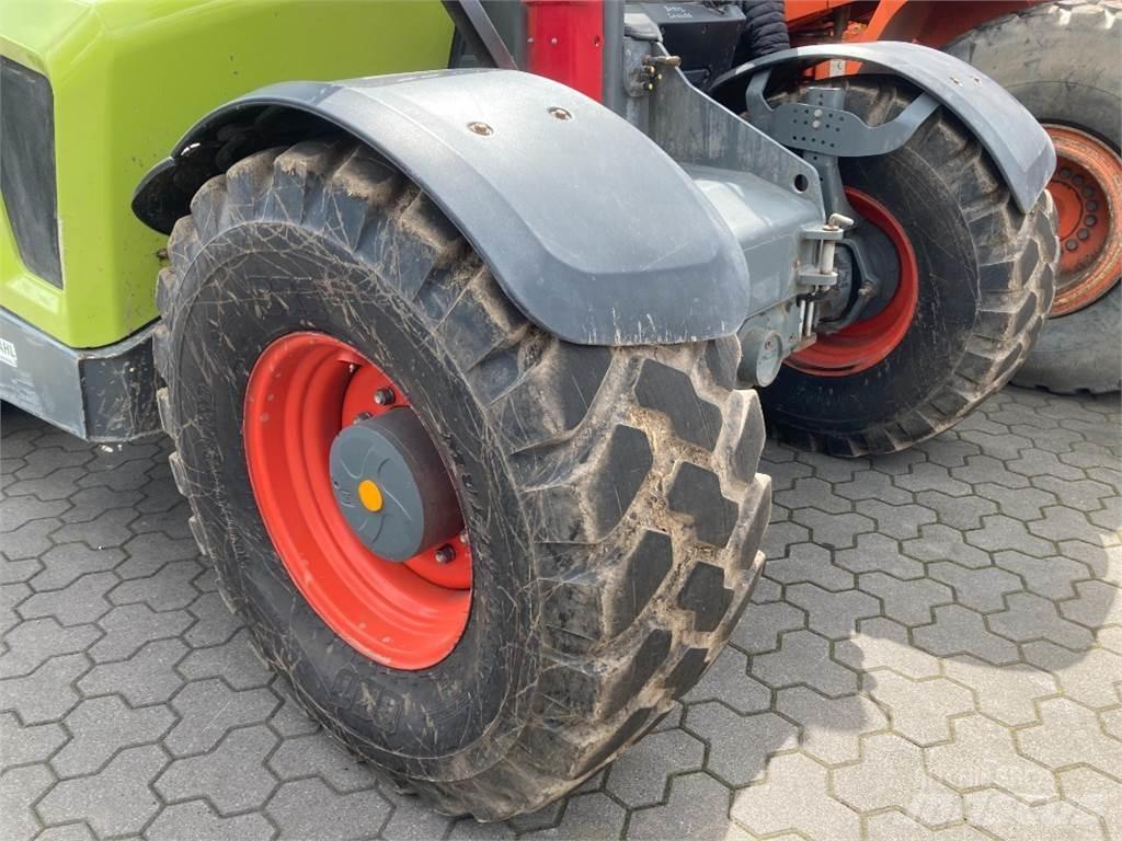 CLAAS Scorpion 756 Traktorok