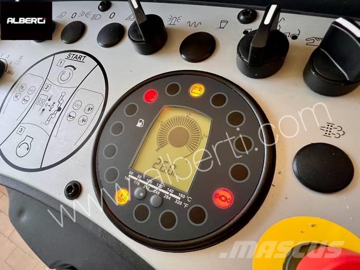 Bomag BW 100 AD M-5 Ikerdobos hengerek