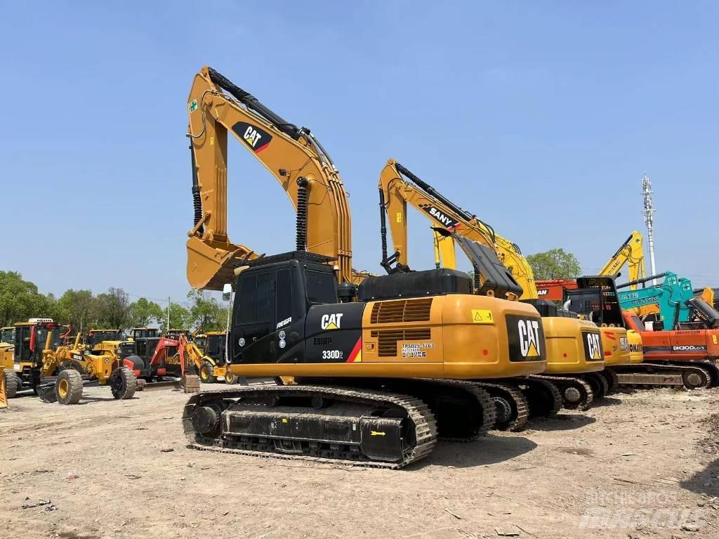 CAT 330D2 Lánctalpas kotrók