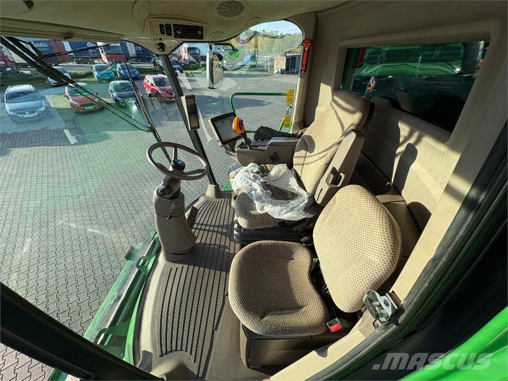 John Deere T660 i Kombájnok