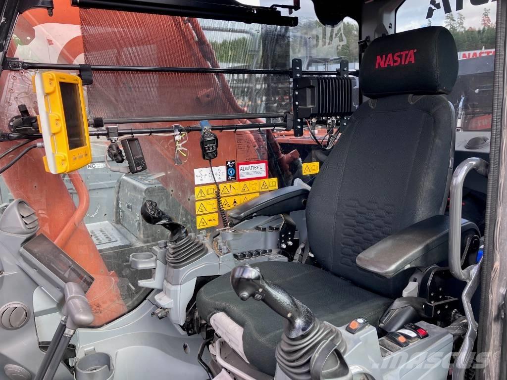 Hitachi ZX 300 LC-7 Lánctalpas kotrók