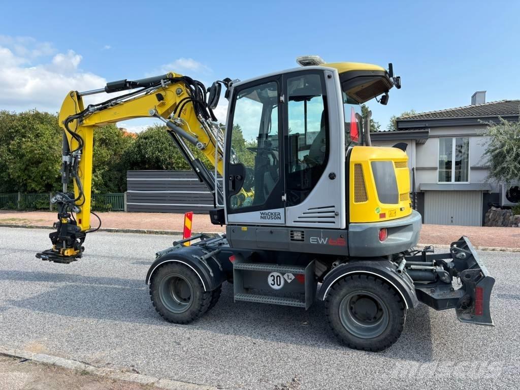 Wacker Neuson EW 65 Gumikerekes kotrók