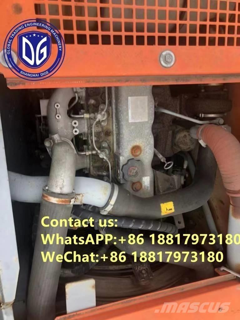 Hitachi ZX 135 US Lánctalpas kotrók