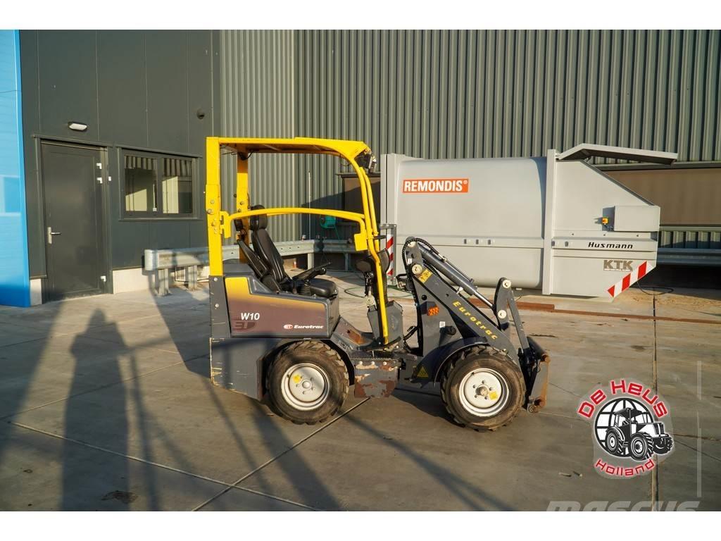 Eurotrac W10 Gumikerekes homlokrakodók