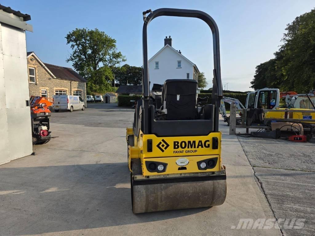 Bomag BW 120 Ikerdobos hengerek