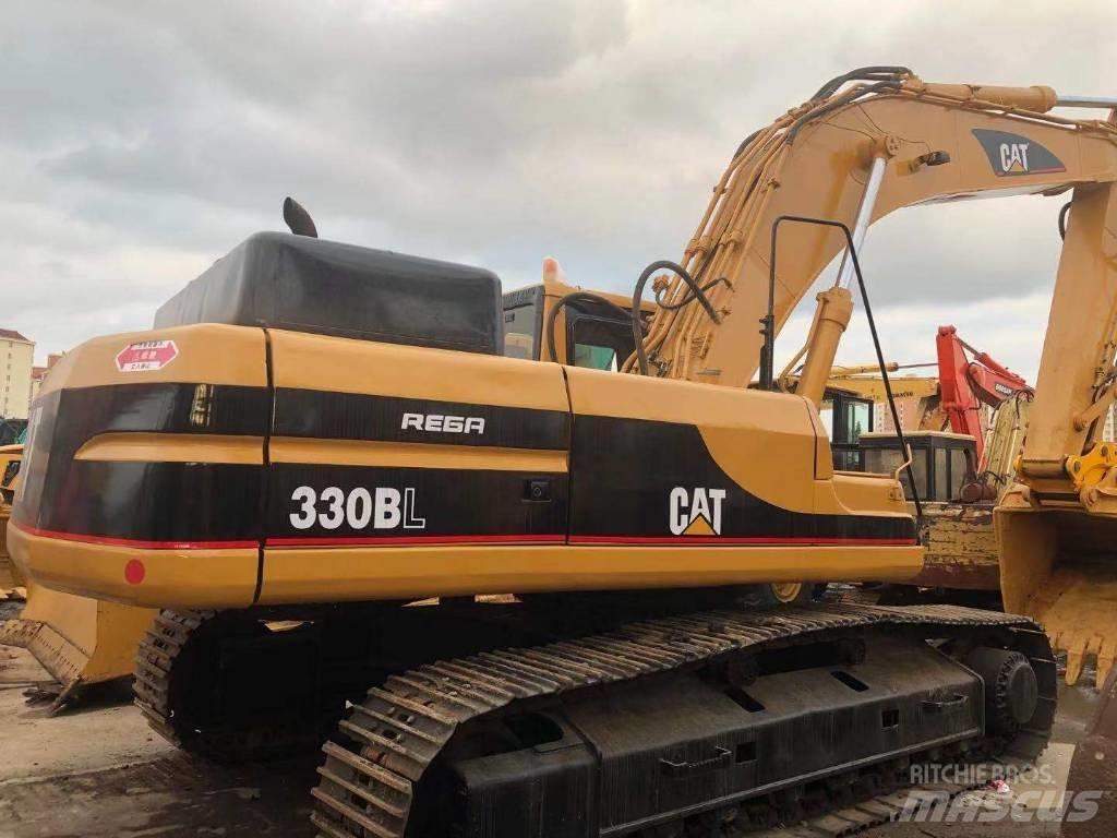 CAT 330 B L Lánctalpas kotrók