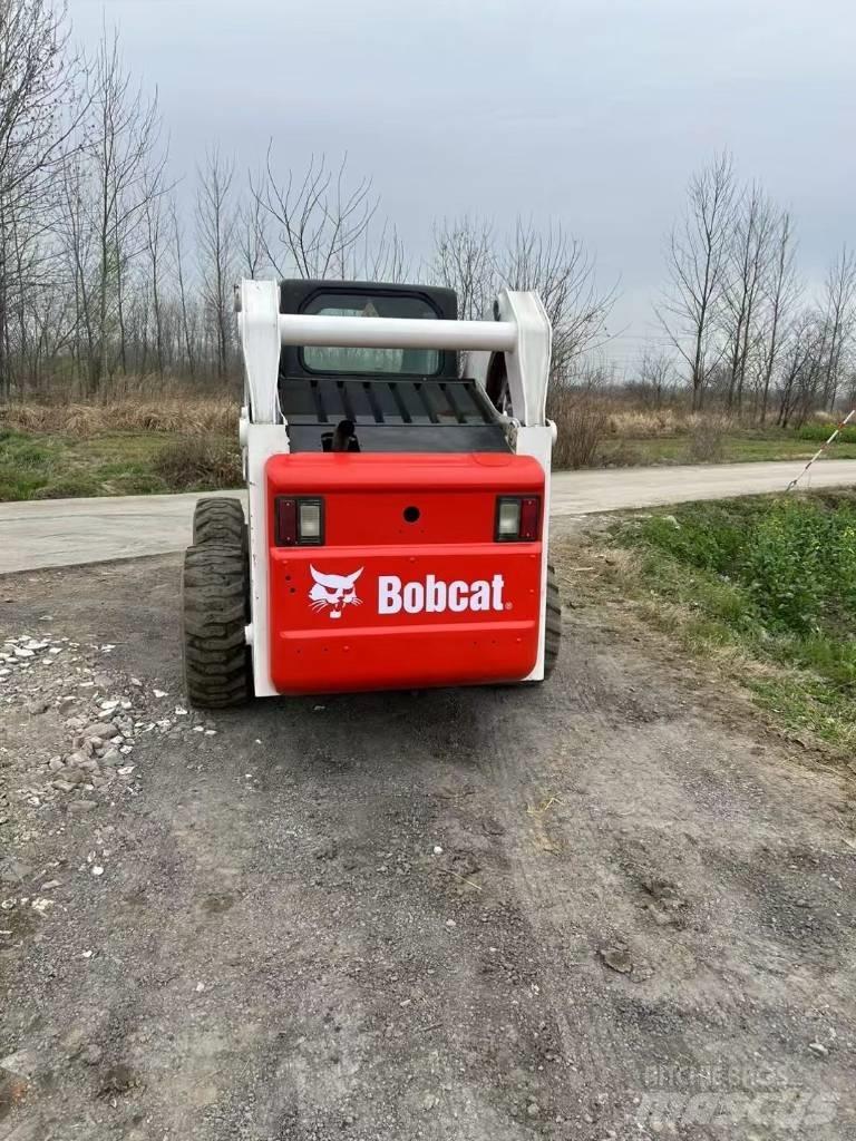 Bobcat S 300 Kompaktrakodók