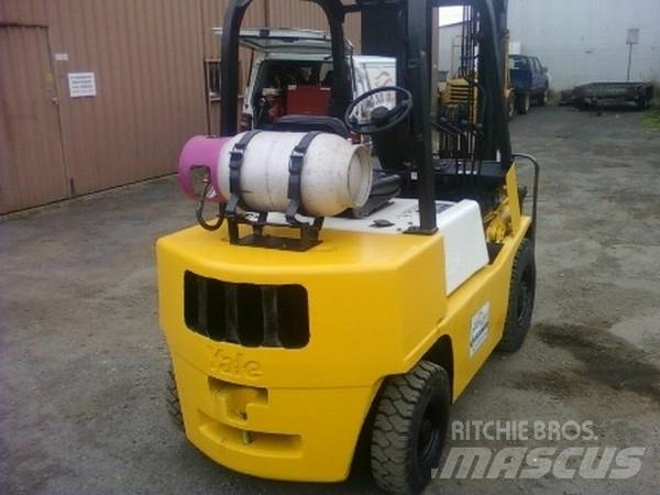 Yale 2.5 Tonne Gázüzemű targoncák