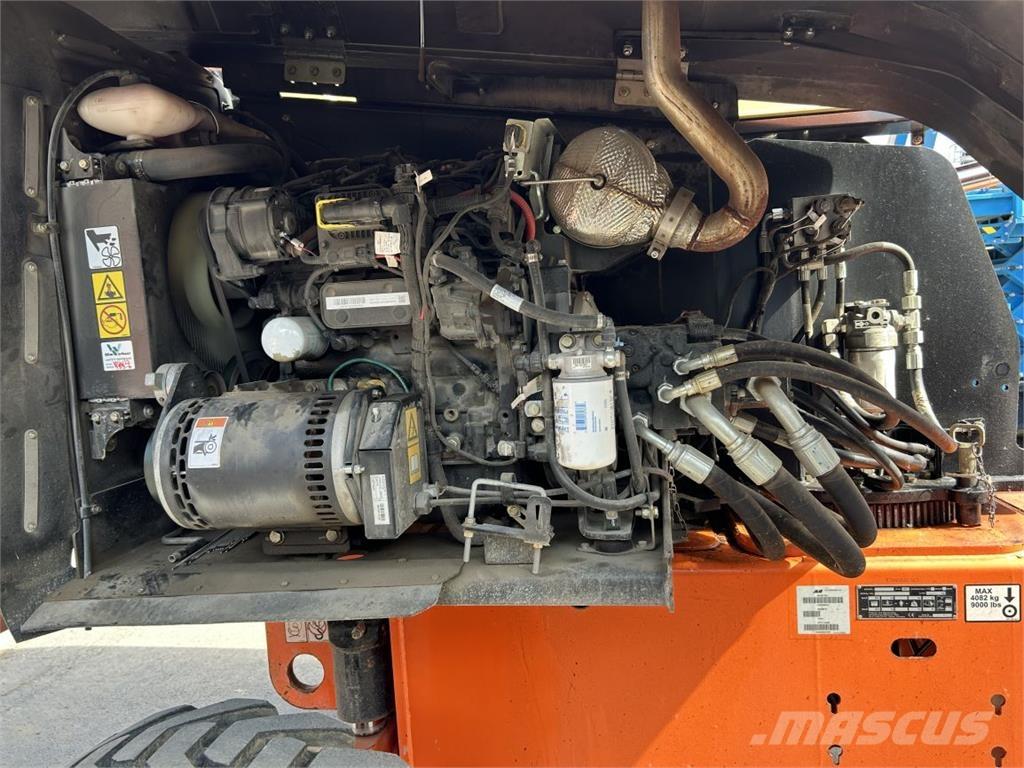 JLG 460SJ (4568) Teleszkópos emelők