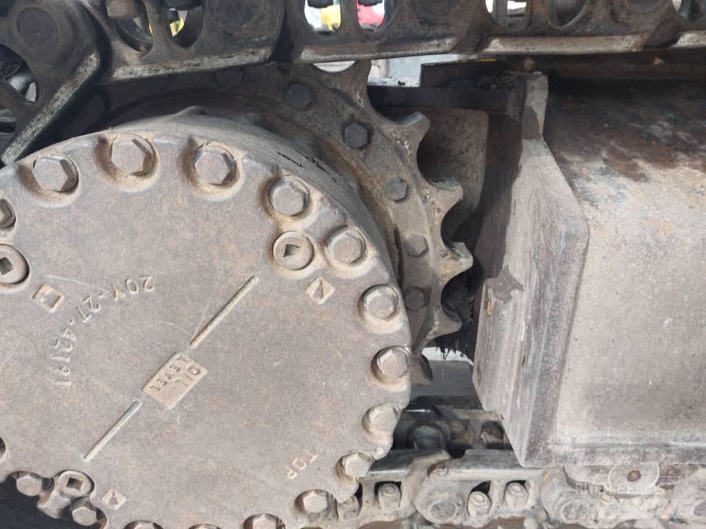 Komatsu PC228USLC-11 Lánctalpas kotrók