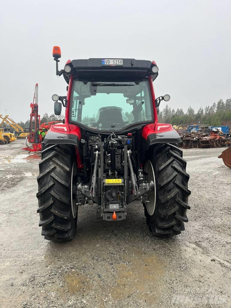 Valtra A 95 Traktorok
