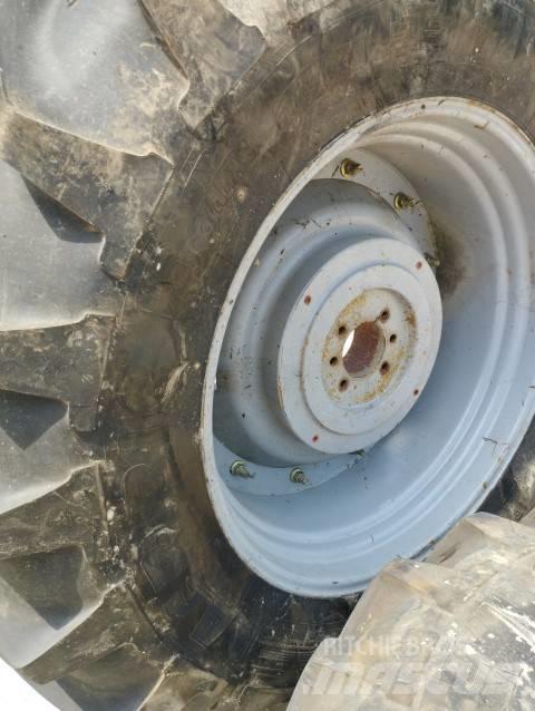 Michelin 20.8R38 Gumiabroncsok, kerekek és felnik
