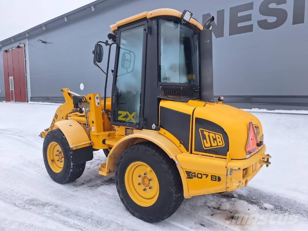 JCB MYYTY! SOLD!  407B Gumikerekes homlokrakodók