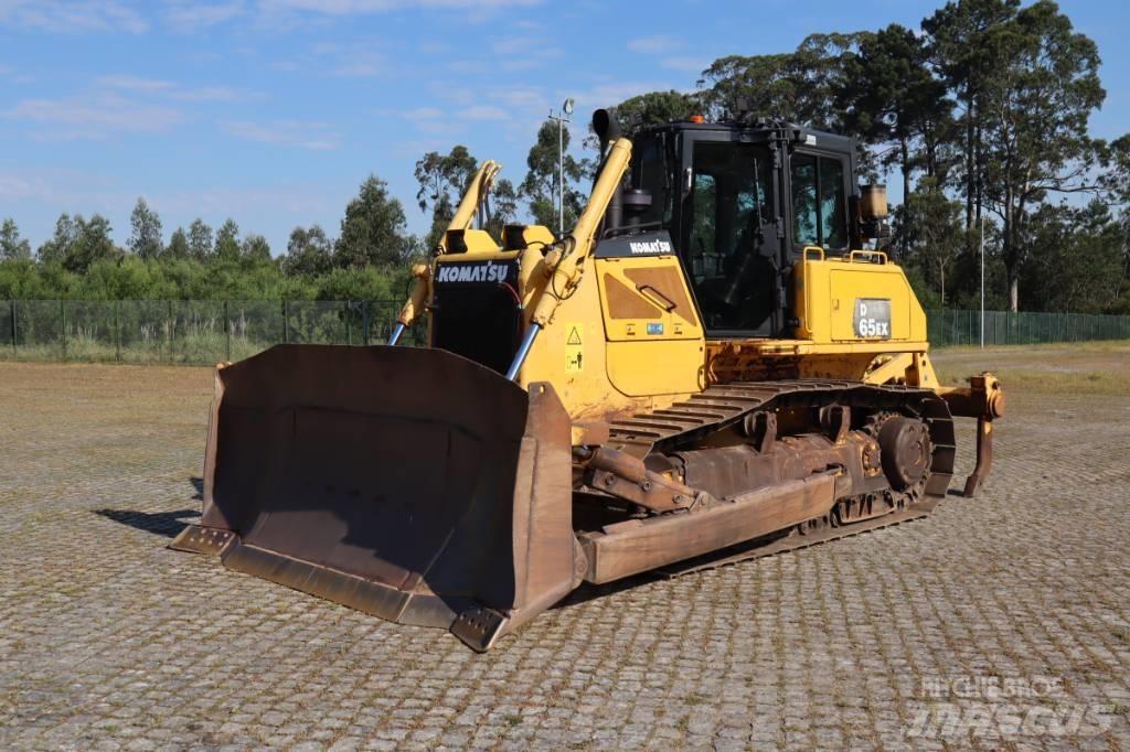 Komatsu D65EX-16 lánctalpas dózerek