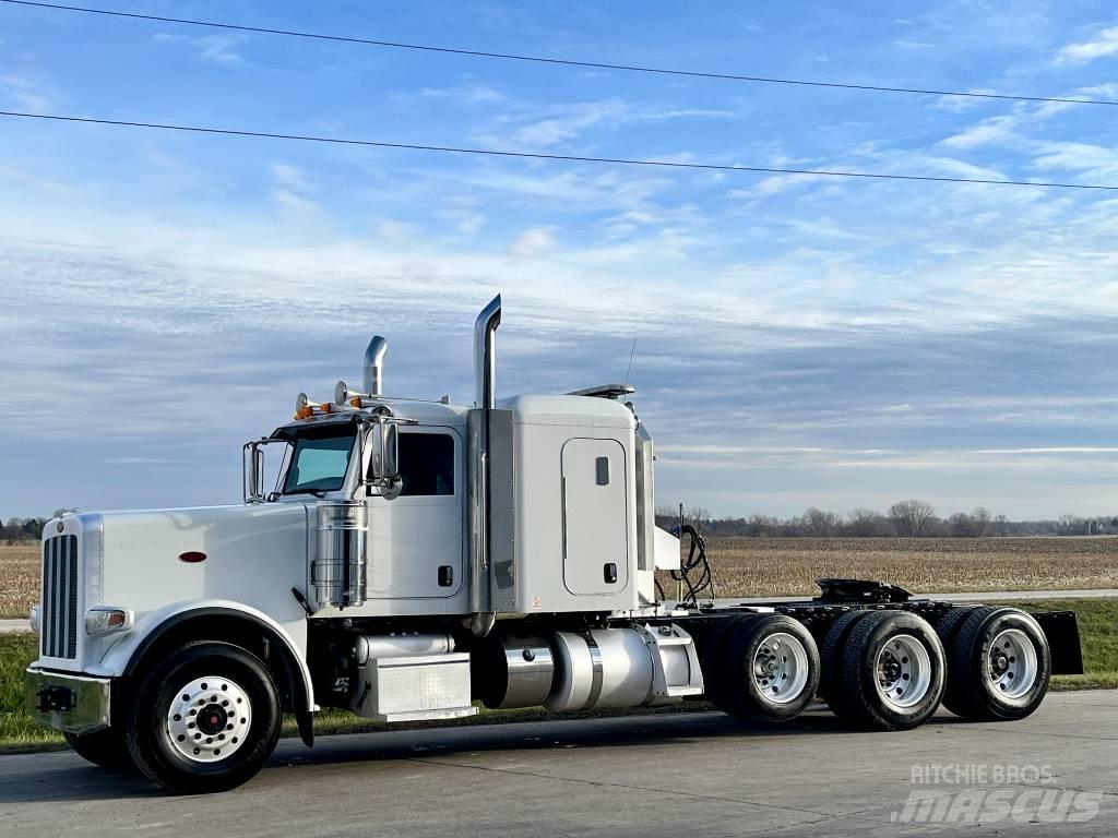 Peterbilt 388 Nyergesvontatók