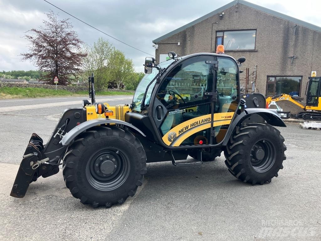New Holland TH7.32 Teleszkópos mezőgazdasági rakodók