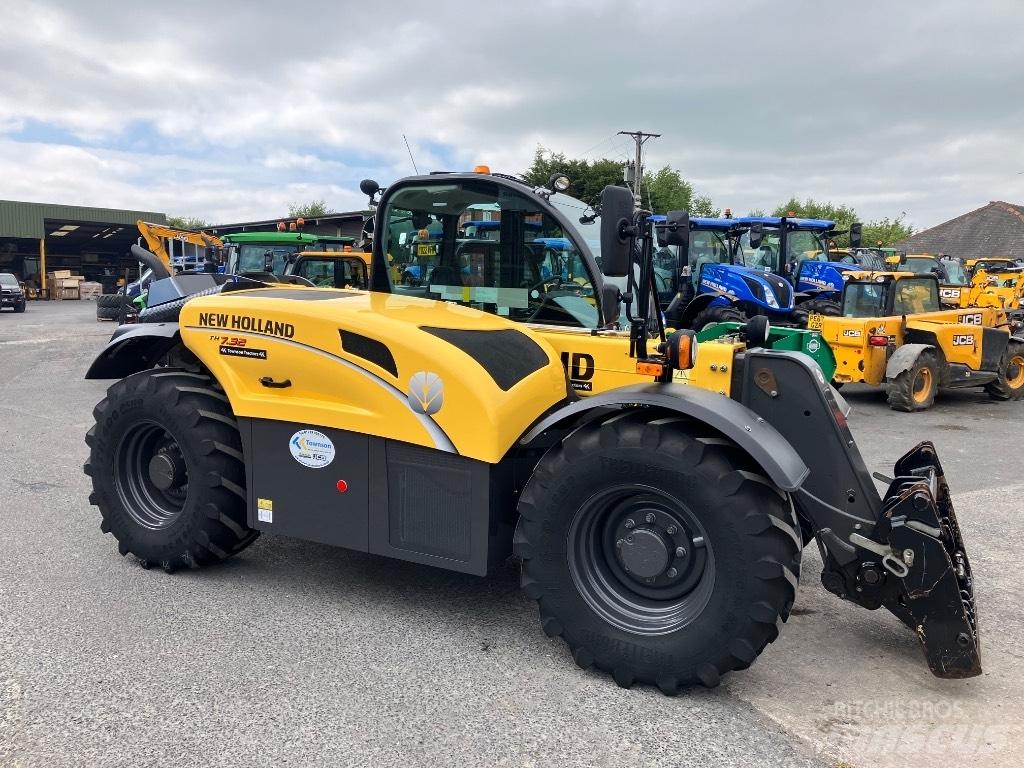 New Holland TH7.32 Teleszkópos mezőgazdasági rakodók