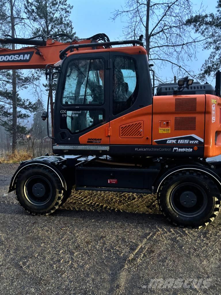 Doosan DX 165 W-7 Gumikerekes kotrók