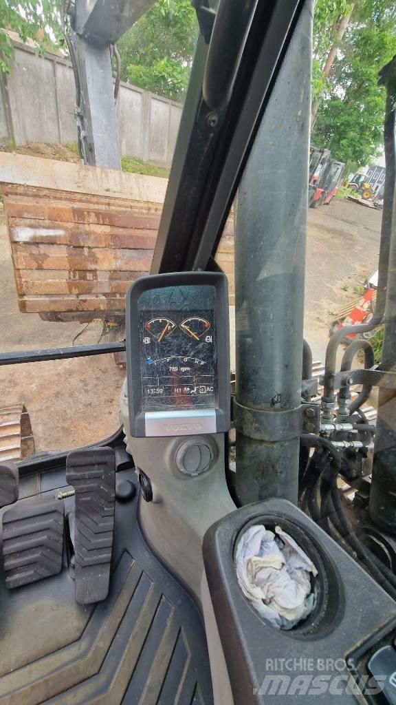 Volvo EC180CL Lánctalpas kotrók