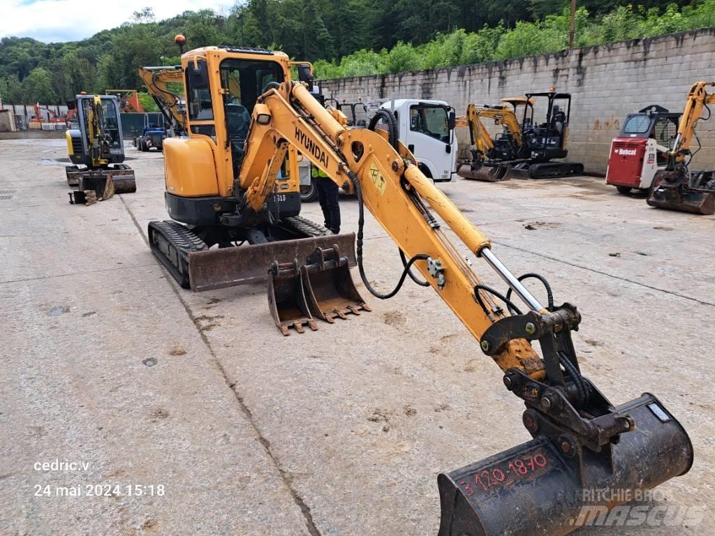 Hyundai R35Z-9 Mini kotrók < 7t
