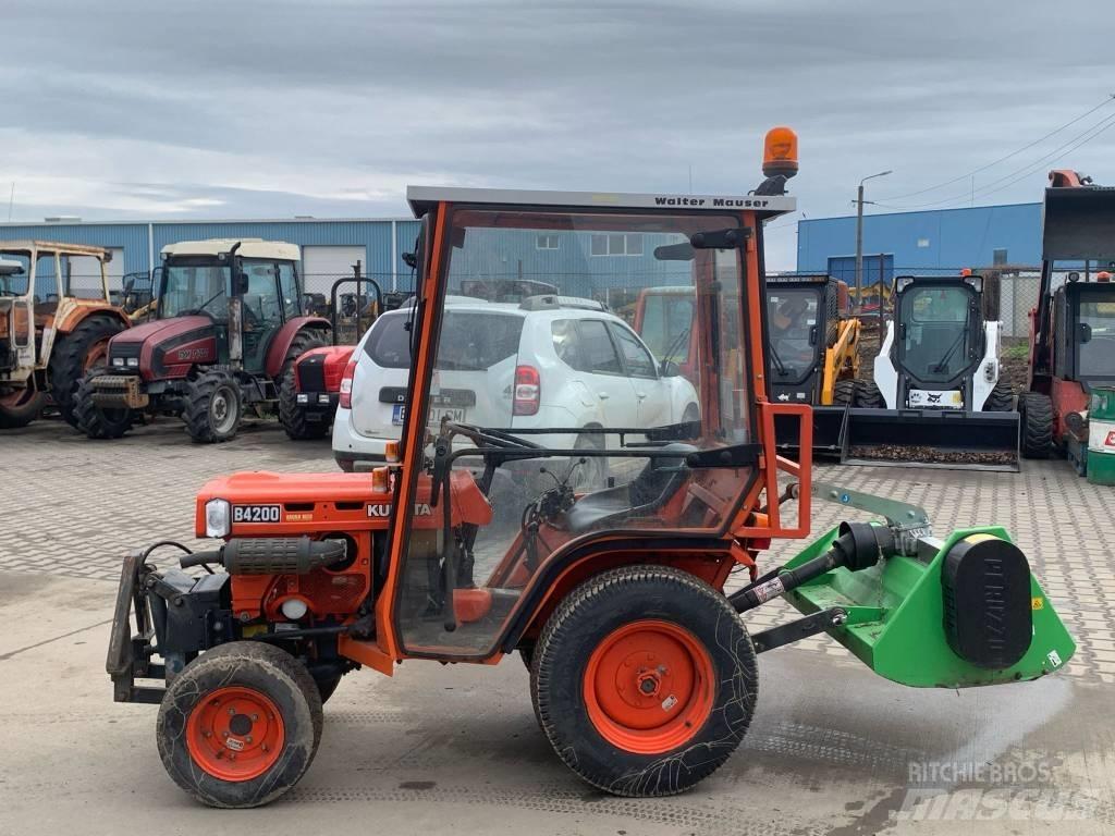 Kubota B 4200 Traktorok