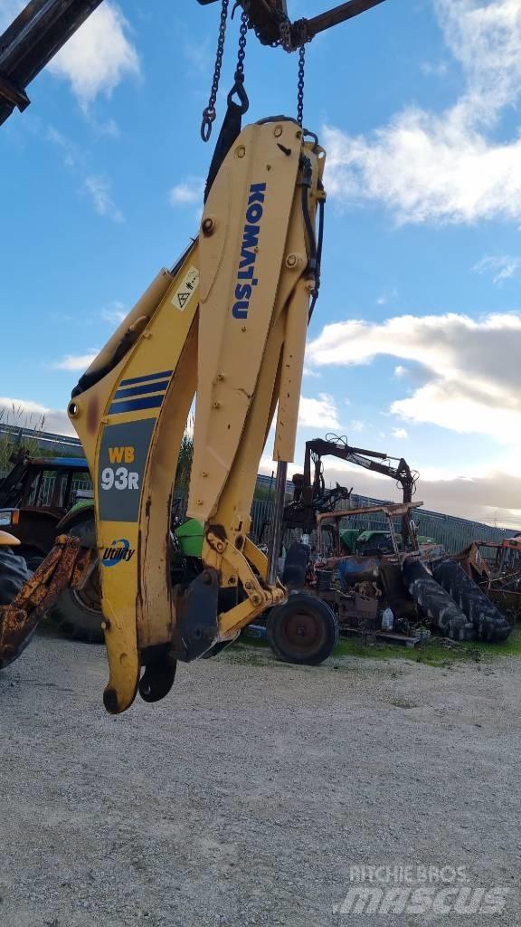 Komatsu WB93 R5 Kotrórakodók