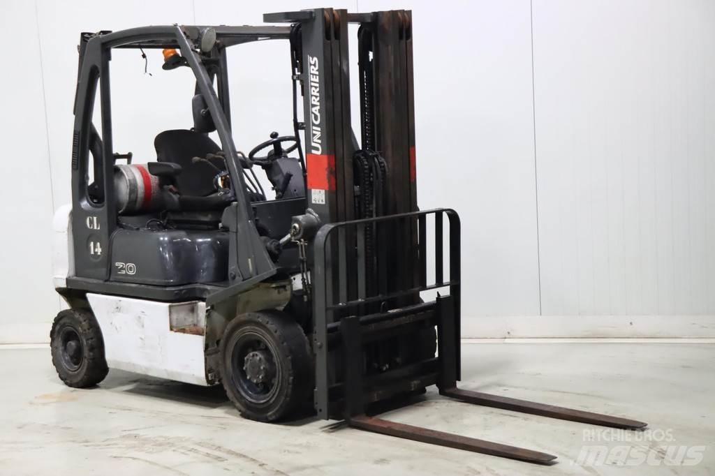 Nissan U1D2A20LQ Gázüzemű targoncák