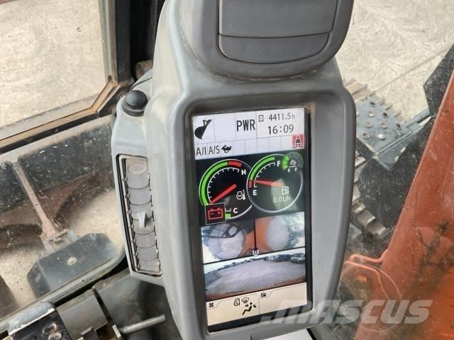 Hitachi ZX 135 US-6 Lánctalpas kotrók
