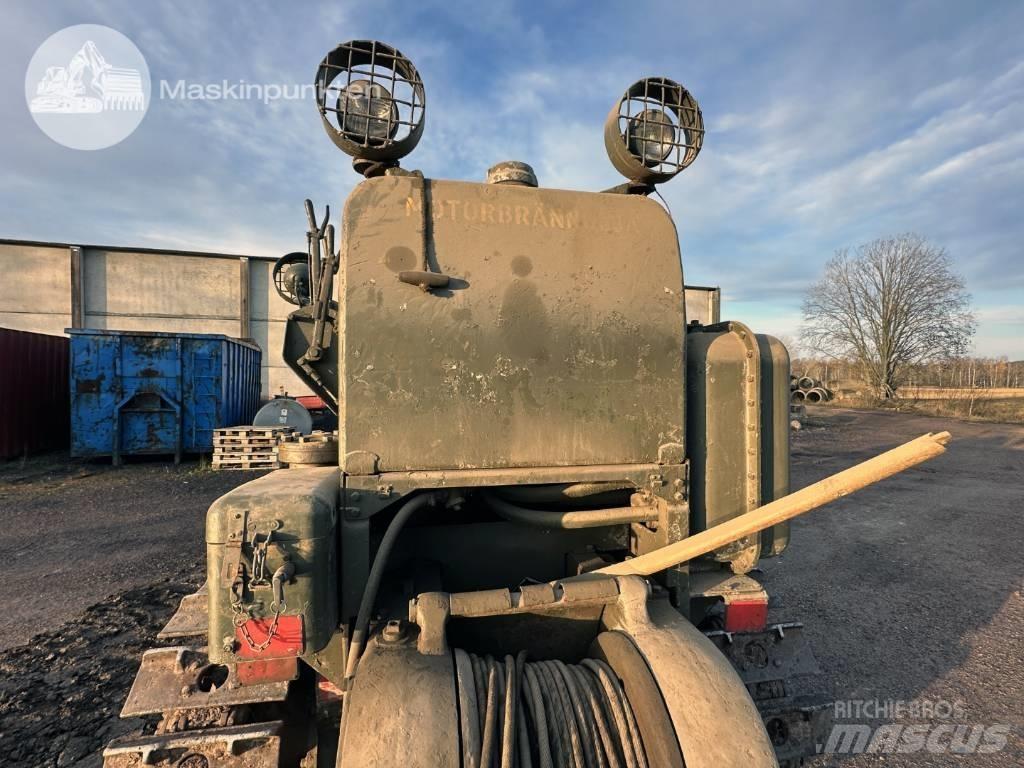 CAT 955 Lánctalpas homlokrakodók
