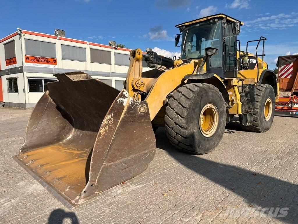 CAT 972 M Gumikerekes homlokrakodók