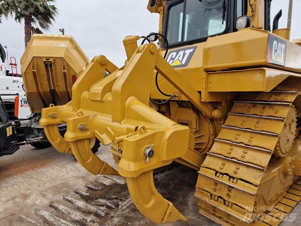 CAT D 6 T XL lánctalpas dózerek