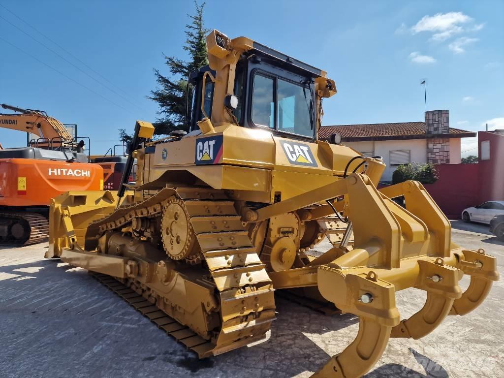 CAT D 6 T XL lánctalpas dózerek