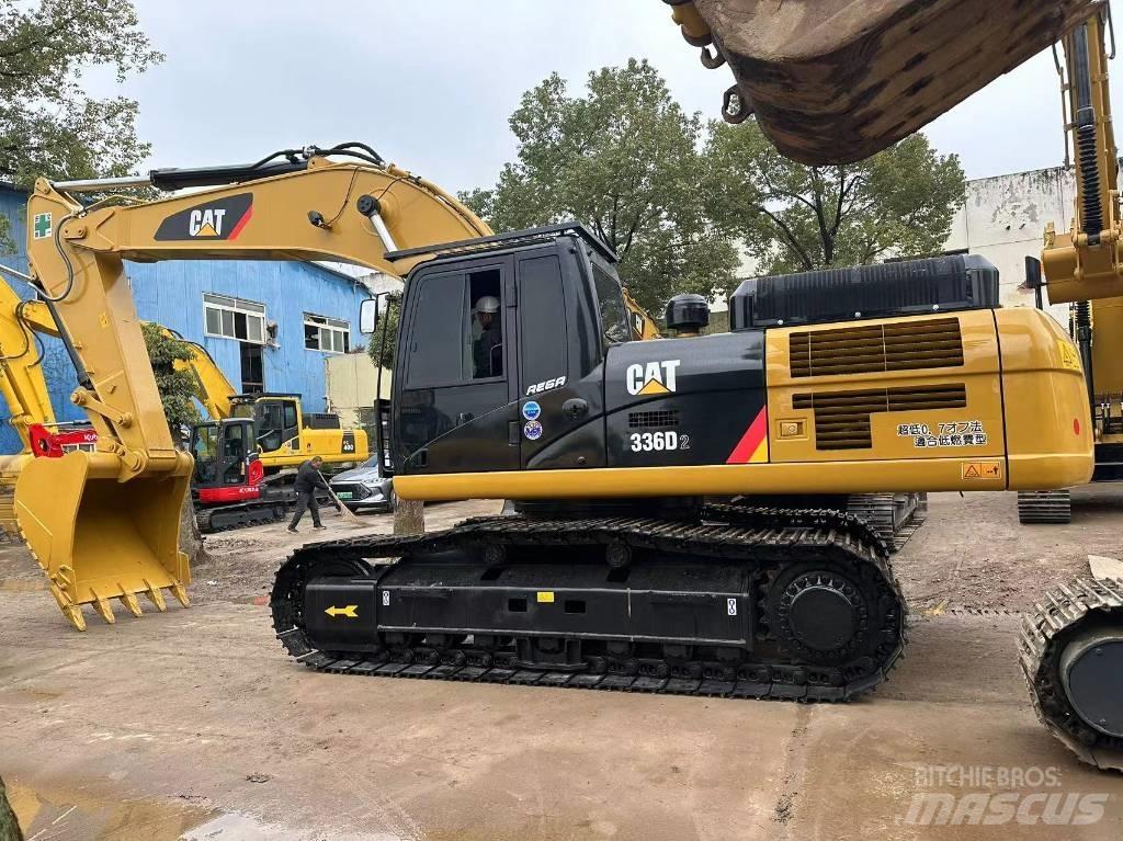 CAT 336 D2 Lánctalpas kotrók