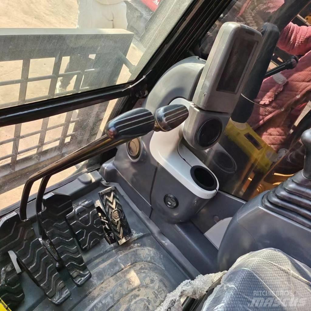 CAT 336 D2 Lánctalpas kotrók