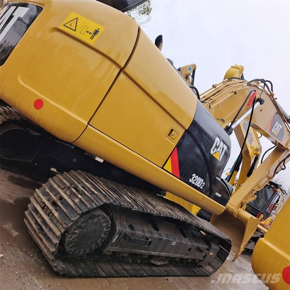 CAT 320 D Lánctalpas kotrók
