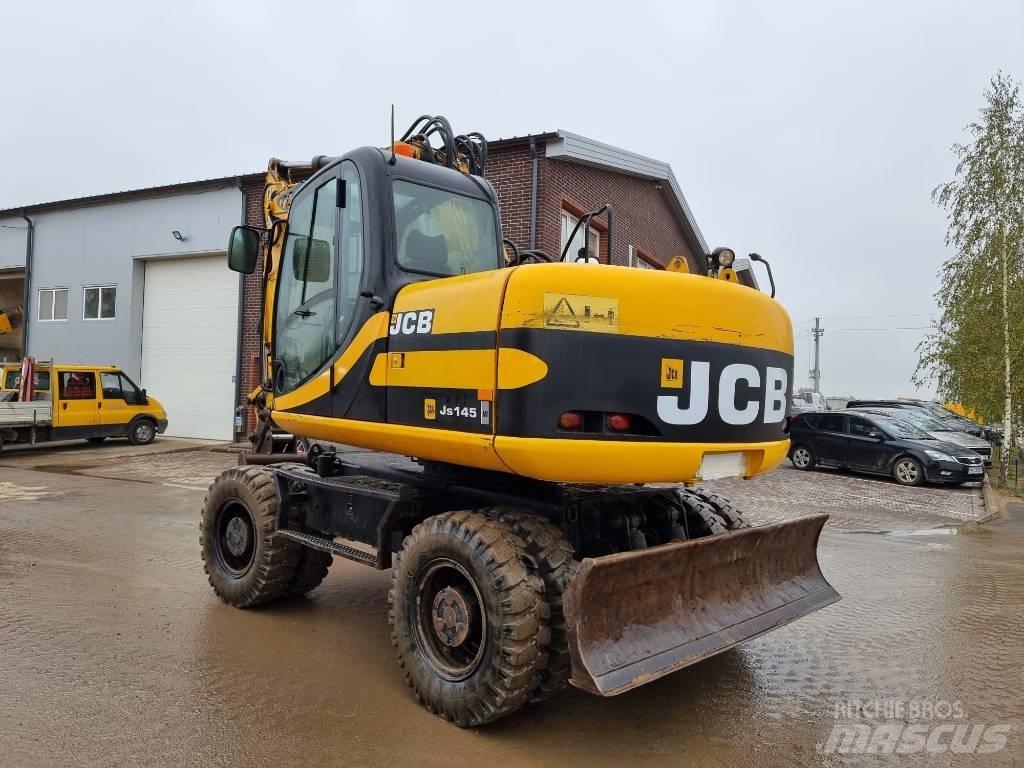 JCB JS 145 W Gumikerekes kotrók