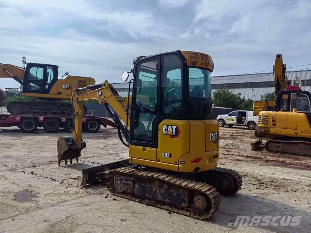 CAT 303CR Mini kotrók < 7t