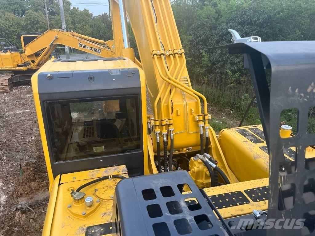Komatsu PC 450-8 Lánctalpas kotrók